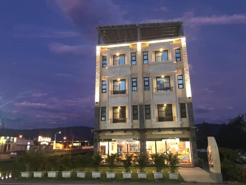 Blue Sky Hill Homestay Гуаншан Екстериор снимка